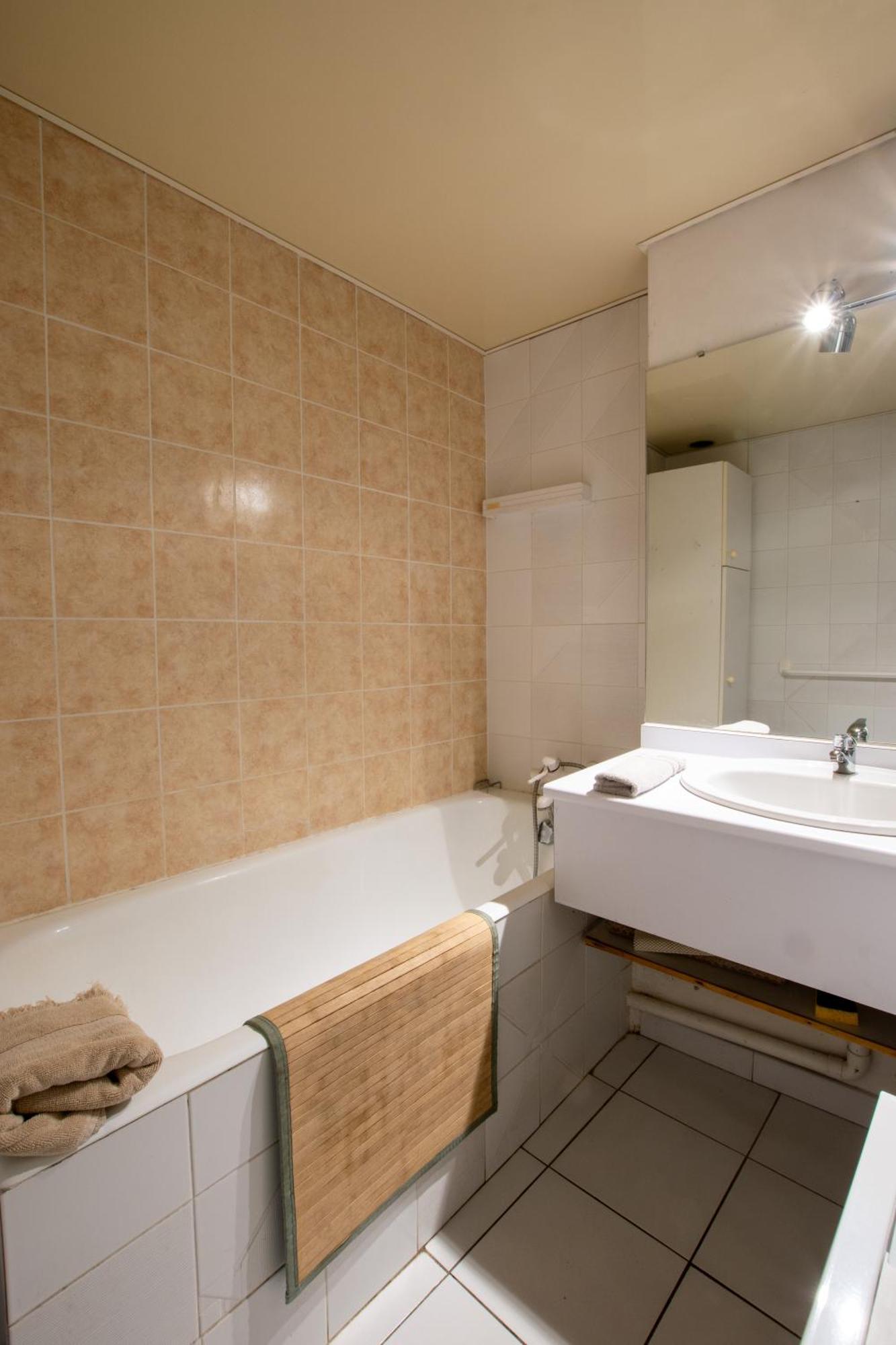 Renne - Vue Imprenable Sur Le Rhone Apartment Arles Luaran gambar