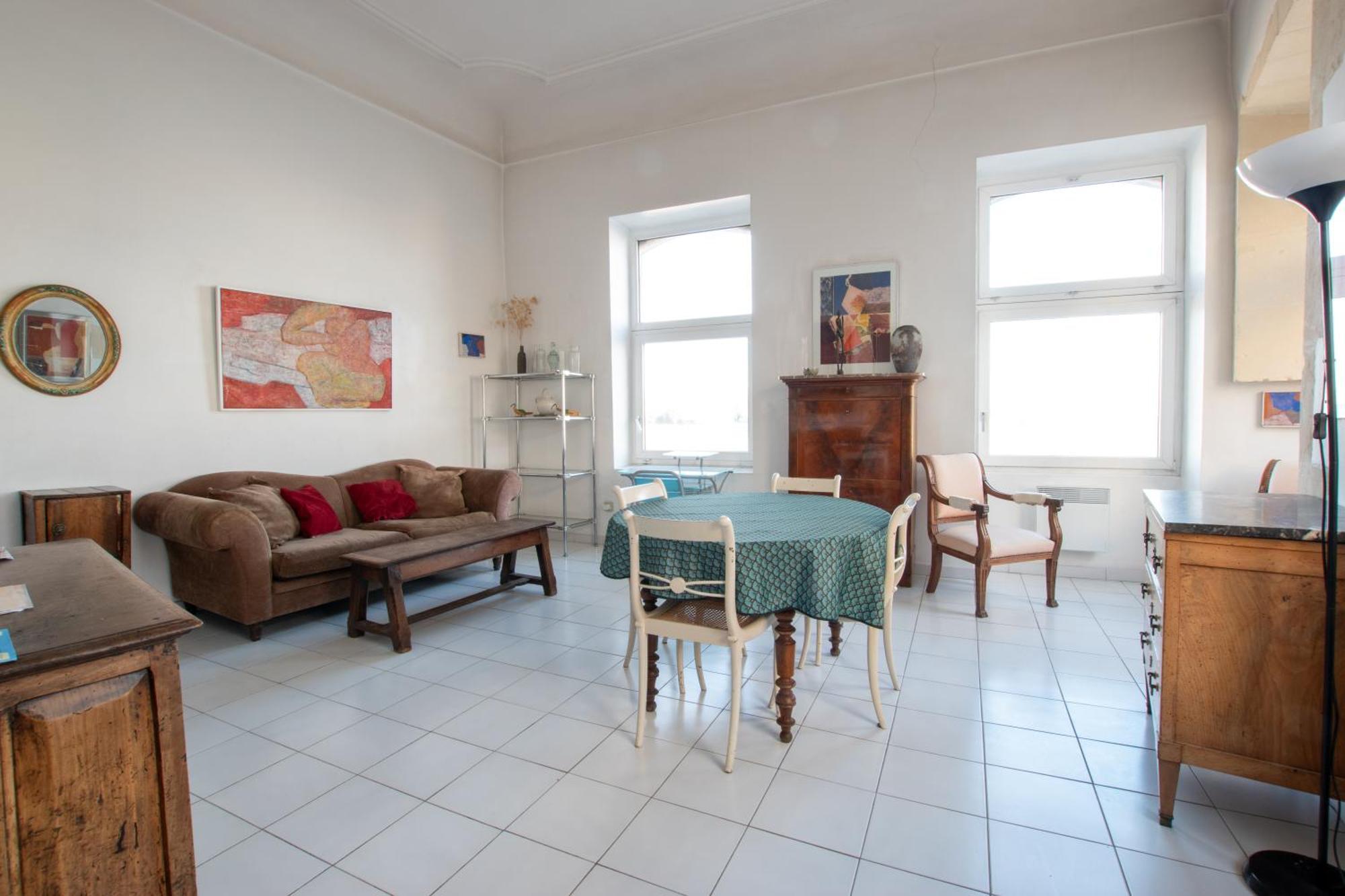 Renne - Vue Imprenable Sur Le Rhone Apartment Arles Luaran gambar